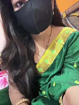 Snapshot of cutestpearl chatting on February 10, 2026, 7:02 pm cutestpearl online show from February 10, 2026, 7:02 pm