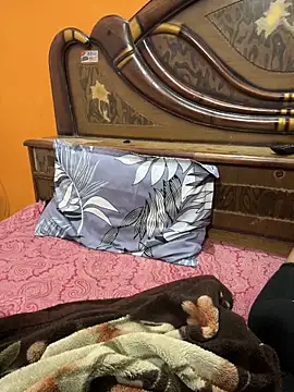 Snapshot of cutestpearl chatting on February 25, 2026, 6:52 pm cutestpearl online show from February 25, 2026, 6:52 pm