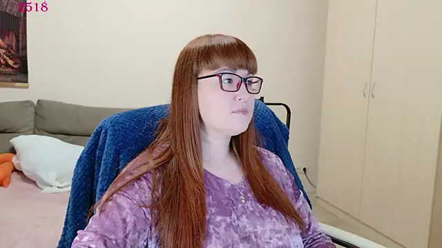 Foxy-lady online show from April 23, 2026, 1:24 pm