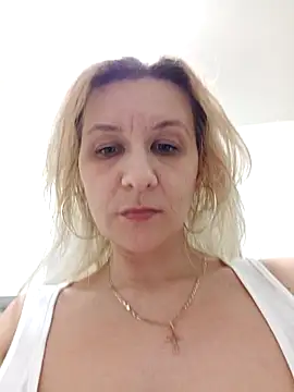 KaylinJan online show from February 1, 2026, 8:07 pm