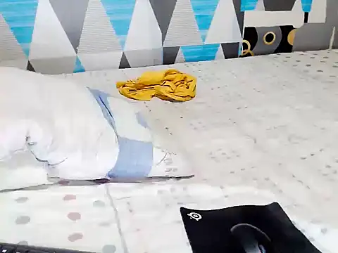 Savannah Cock online show from December 5, 2025, 4:55 am