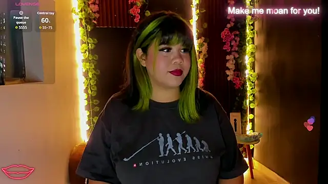 Amanda Mooree online show from June 26, 2026, 7:36 am
