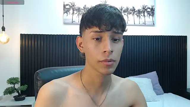 DraxBlade09 online show from November 20, 2025, 8:31 pm