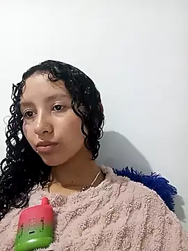 pettymoon1 online show from January 18, 2026, 9:51 pm