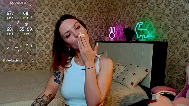 Ursula Andres online show from July 31, 2026, 2:00 am