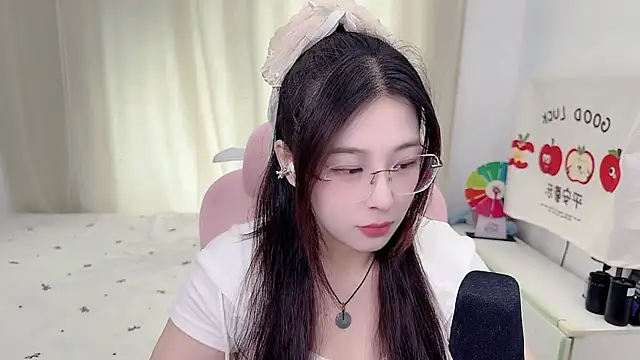 TTtia  online show from June 11, 2026, 3:25 am