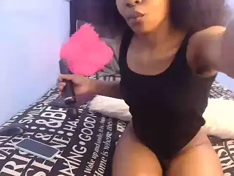 LisaBluexxx1 online show from December 4, 2025, 10:20 pm