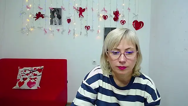 LaurenWishy online show from February 6, 2026, 2:57 pm