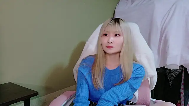 Snapshot of miyu0003 chatting on March 31, 2026, 1:35 pm miyu0003 online show from March 31, 2026, 1:35 pm