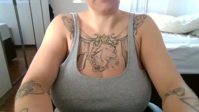 xxxluana online show from December 20, 2025, 5:16 pm