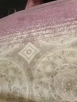 ali09800 online show from April 4, 2026, 7:37 am