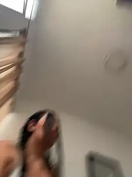 Tainy    online show from January 19, 2026, 2:43 pm