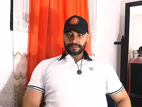 musclehetero online show from May 27, 2026, 2:30 am