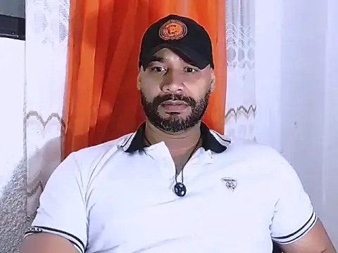 musclehetero online show from May 30, 2026, 11:10 pm