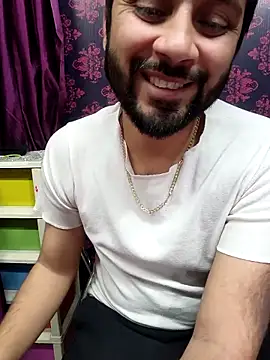 Cute Lucky online show from January 7, 2026, 9:53 pm