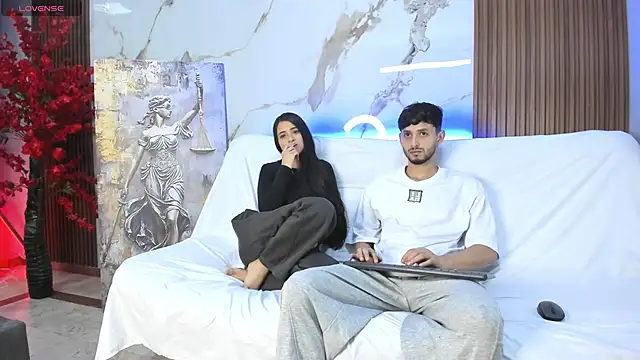 dracke and zara online show from June 12, 2026, 1:31 pm