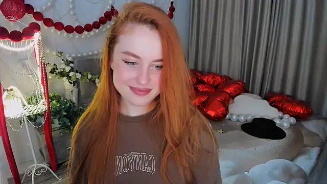 AirySilhouette online show from February 23, 2026, 7:25 pm