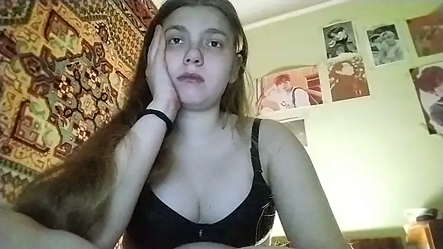 KikiBang online show from February 11, 2026, 8:20 pm