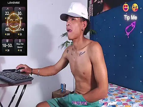 crissex3 online show from March 14, 2026, 12:11 pm