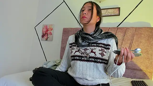 Julieta Lein  online show from January 17, 2026, 12:53 pm