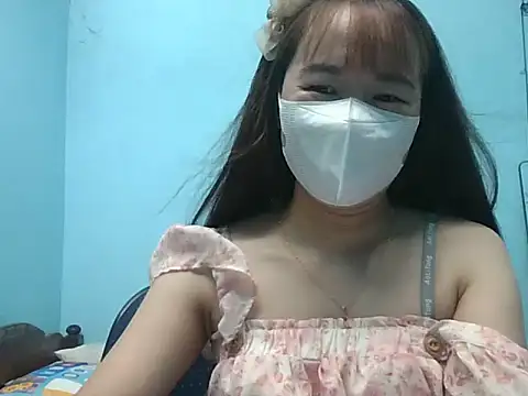 Snapshot of LinhChi09 chatting on June 17, 2026, 3:39 am LinhChi09 online show from June 17, 2026, 3:39 am