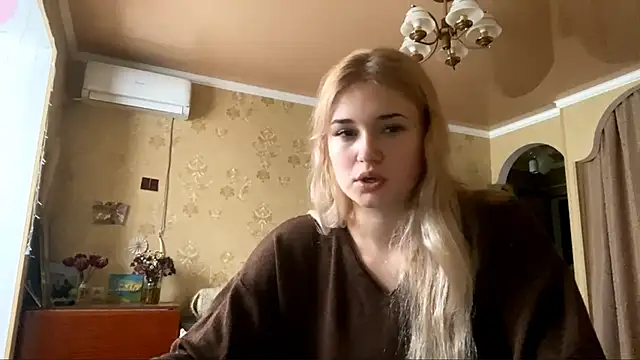 Malley Saunds online show from December 4, 2025, 8:46 am