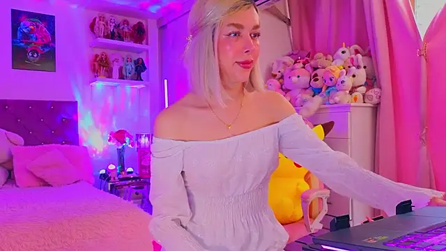 MadamBarbiee online show from March 25, 2026, 4:28 pm