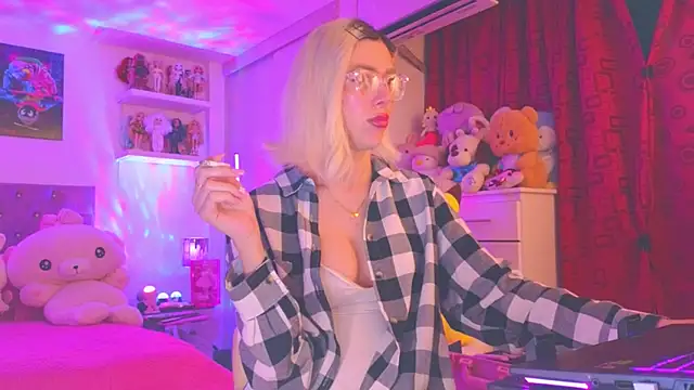 MadamBarbiee online show from November 28, 2025, 11:05 pm