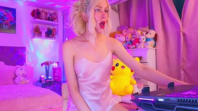 MadamBarbiee online show from January 19, 2026, 12:25 am