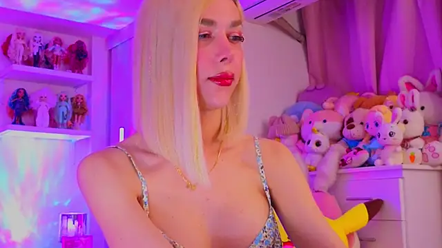 MadamBarbiee online show from March 6, 2026, 10:49 pm