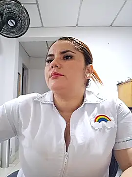 girl redhead bigtits online show from January 18, 2026, 4:27 am