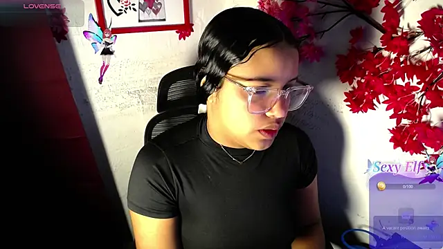 Snapshot of chleo_rosse chatting on July 28, 2026, 3:08 pm chleo rosse online show from July 28, 2026, 3:08 pm