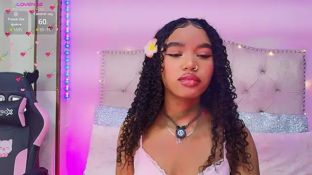 Naom star87 online show from February 17, 2026, 8:17 pm