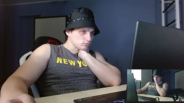 Poliglotjoe1 online show from February 17, 2026, 9:12 pm