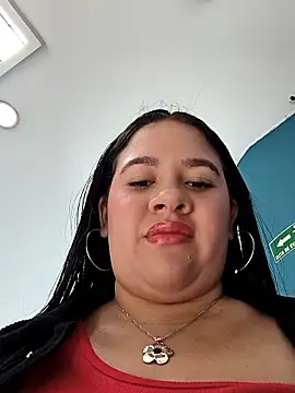 Snapshot of Kendra-daring chatting on June 18, 2026, 6:13 pm Kendra-daring online show from June 18, 2026, 6:13 pm