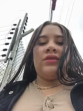 Snapshot of Kendra-daring chatting on May 29, 2026, 4:35 pm Kendra-daring online show from May 29, 2026, 4:35 pm