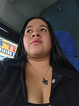 Snapshot of Kendra-daring chatting on July 24, 2026, 5:42 pm Kendra-daring online show from July 24, 2026, 5:42 pm