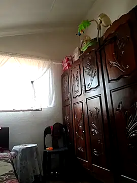 Eezxxx online show from March 6, 2026, 10:21 am