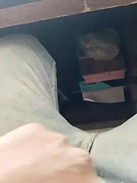 Roy   121 online show from November 30, 2025, 6:36 am