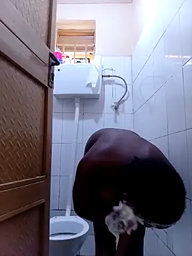 Snapshot of AngelaAbi chatting on March 17, 2026, 5:43 am AngelaAbi online show from March 17, 2026, 5:43 am