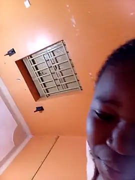 Snapshot of AngelaAbi chatting on February 28, 2026, 11:10 am AngelaAbi online show from February 28, 2026, 11:10 am