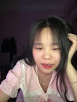 Kiee-lee online show from May 13, 2026, 3:41 pm