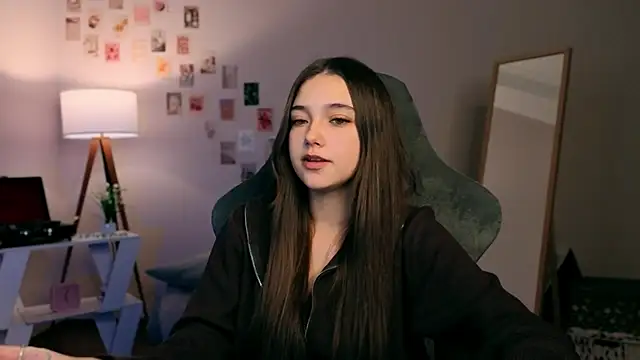 Vexorine online show from November 28, 2025, 7:14 pm