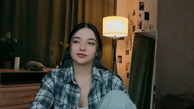 Vexorine online show from May 5, 2026, 7:28 pm