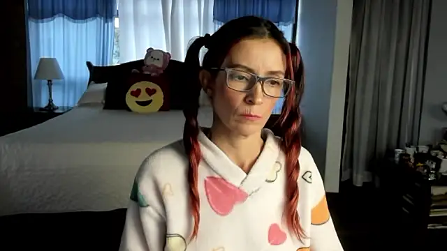 Charlotte-Willson online show from February 3, 2026, 10:48 pm