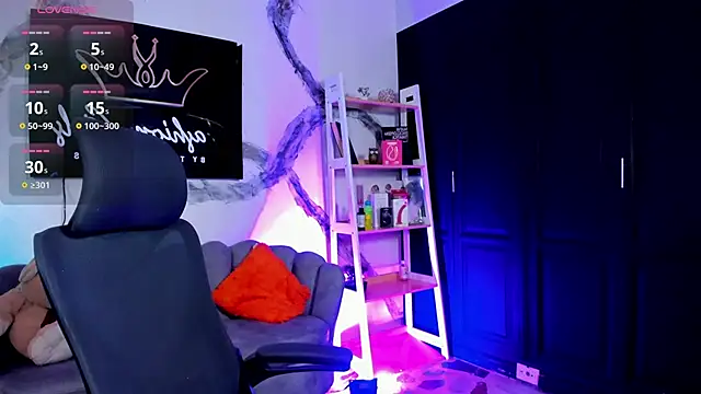 Snapshot of RenataMason chatting on February 16, 2026, 12:37 pm RenataMason online show from February 16, 2026, 12:37 pm