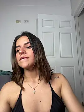  Sweetlove  online show from February 4, 2026, 12:05 am