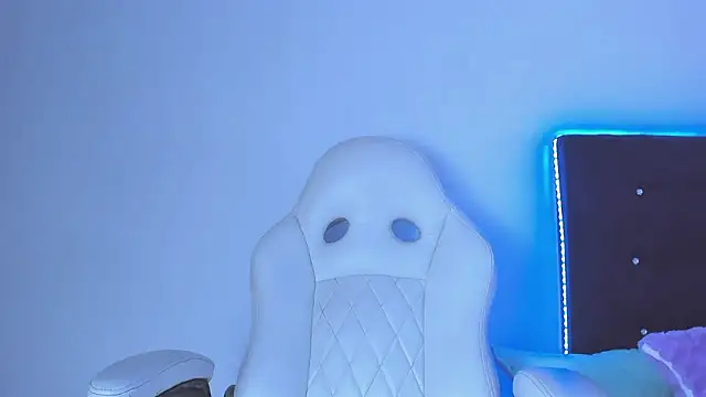 veronicaa squirt online show from February 21, 2026, 4:14 am