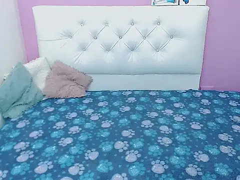 xwetdreamsx online show from February 20, 2026, 7:49 pm