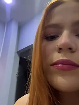 VictoriaLasse online show from July 26, 2026, 1:56 am